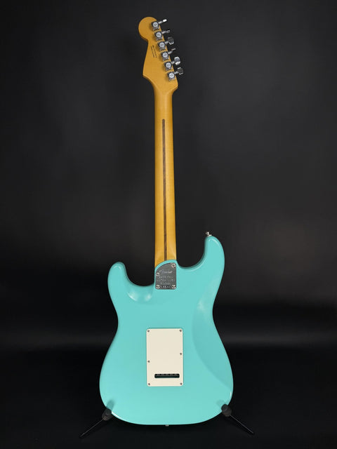 Fender Ultra Luxe Vintage '60s Stratocaster HSS - Sea Foam Green