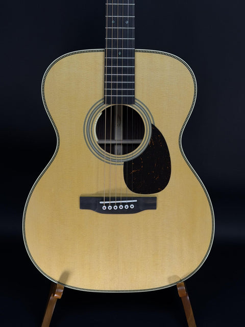 Martin OM-28ELRB Acoustic-Electric w/ LR Baggs -