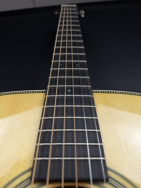 Martin OM-28ELRB Acoustic-Electric w/ LR Baggs -