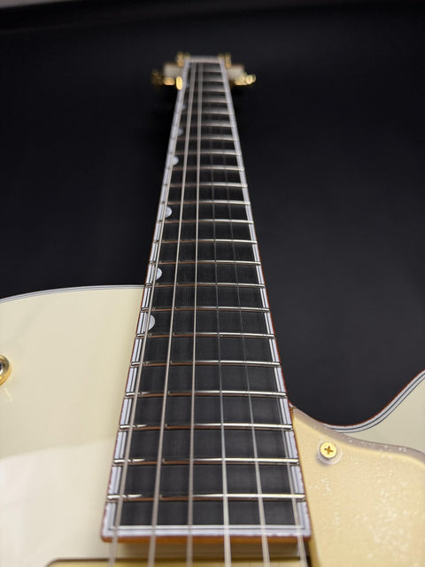 Gretsch G6136T-59 White Falcon -