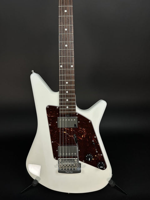 2014 Music Man Albert Lee HH Tremolo - White -
