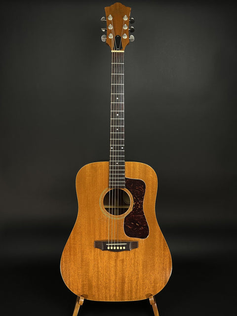 1972 Guild D-25M -