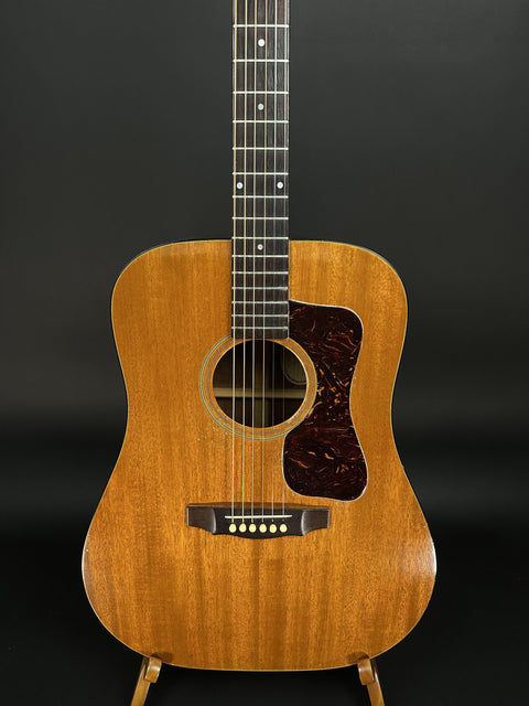 1972 Guild D-25M -
