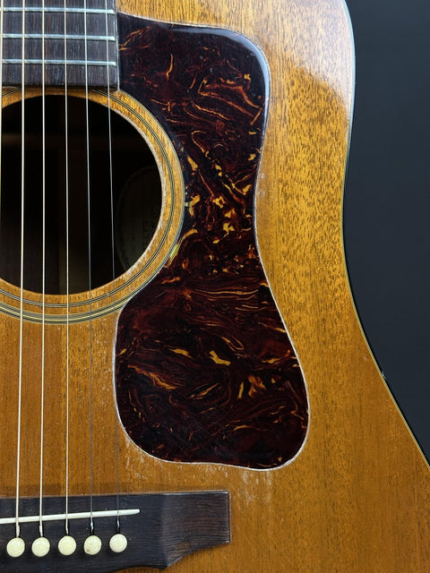 1972 Guild D-25M -