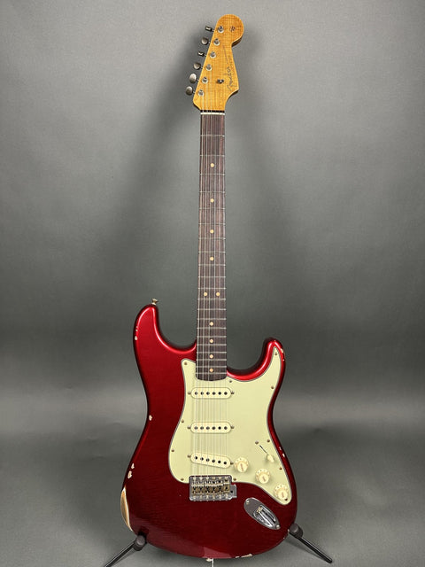 Fender Custom Shop Limited Edition 1963 Stratocaster Relic - Aged Candy Apple Red - 