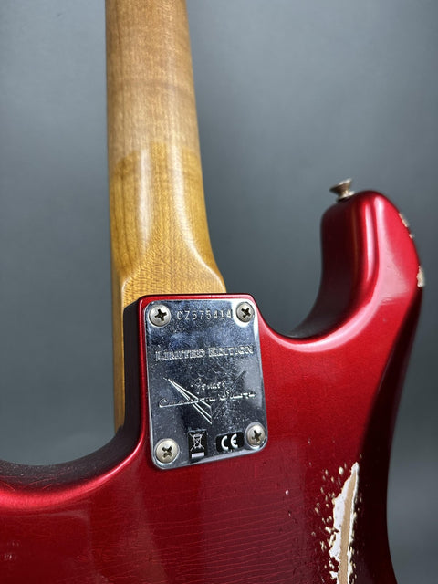 Fender Custom Shop Limited Edition 1963 Stratocaster Relic - Aged Candy Apple Red - 