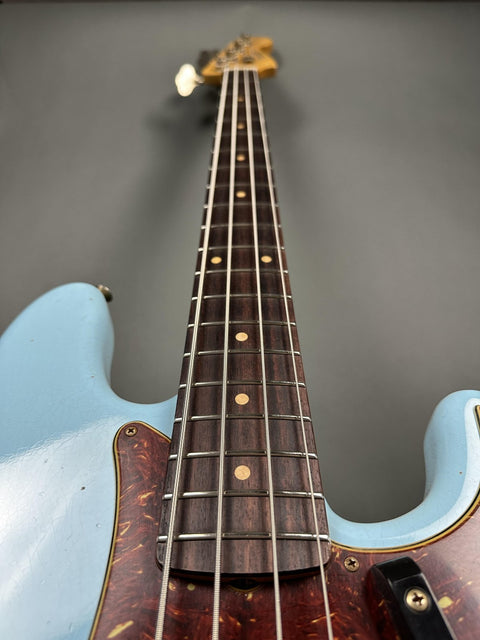 Fender Custom Shop 1963 Precision Bass - Aged Daphne Blue - 