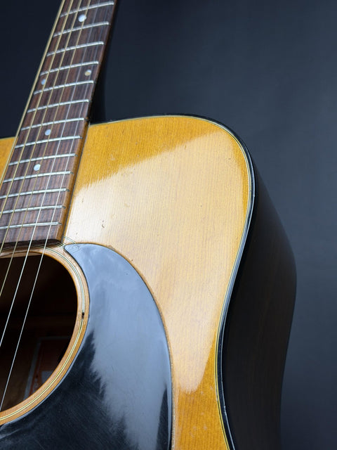 Early 1970s Gibson J-50 Deluxe - Natural -