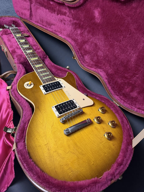 2000 Gibson Les Paul Classic - Honeyburst -