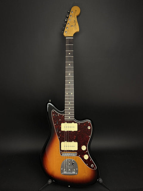 2015 Fender Classic Player Jazzmaster Special - 3-Color Sunburst -