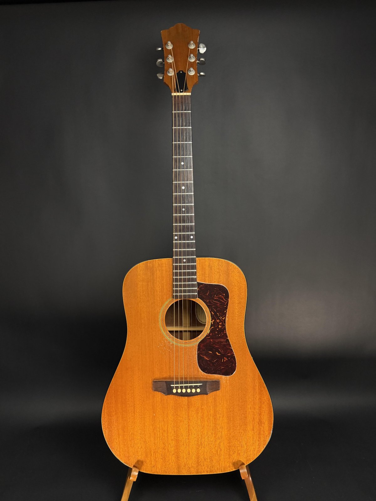 1972 Guild D-25M – Grayson's Tune Town