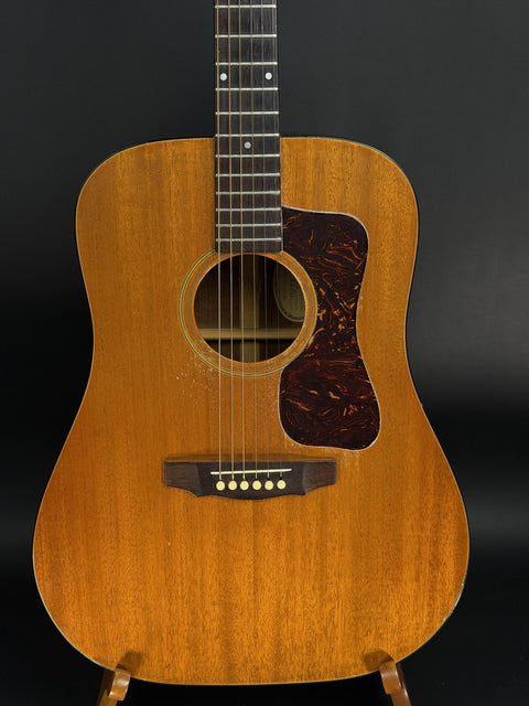 1972 Guild D-25M -