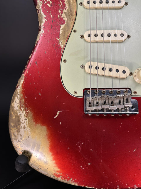 Fender Custom Shop 1963 Stratocaster Super Heavy Relic - Candy Apple Red