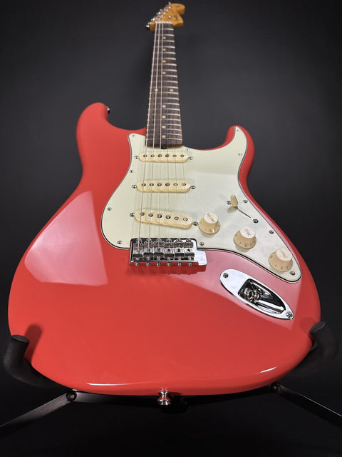 Fender Limited Edition American Vintage II 1961 Stratocaster - Fiesta Red -
