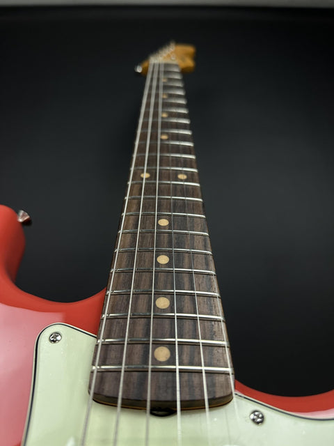 Fender Limited Edition American Vintage II 1961 Stratocaster - Fiesta Red -