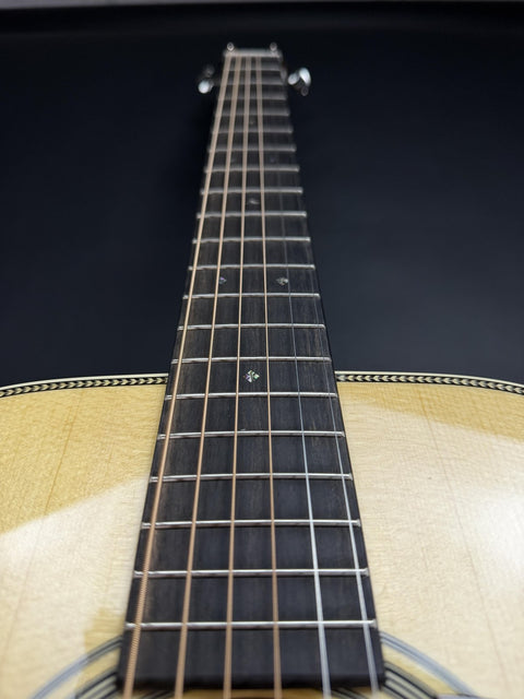 Martin 00-28 - Natural -