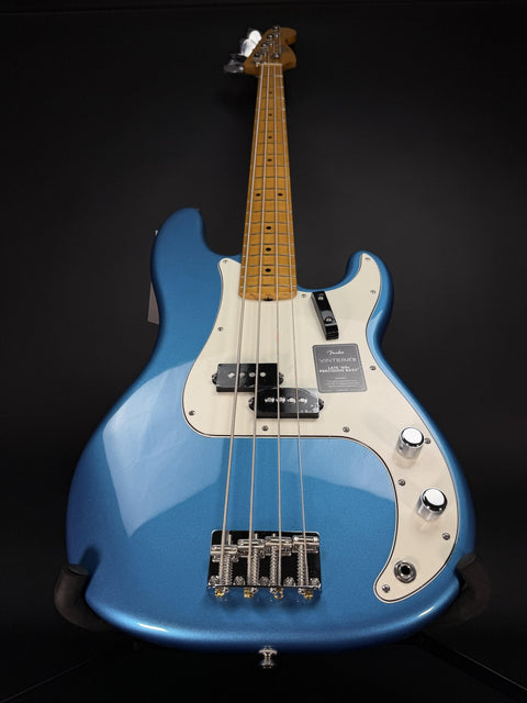 Fender Vintera III Late '60s Precision Bass - Lake Placid Blue -
