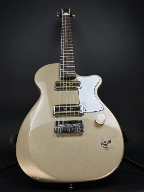 2021 Harmony Juno - Champagne