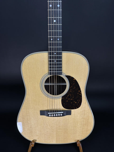 Martin D-28 Natural -