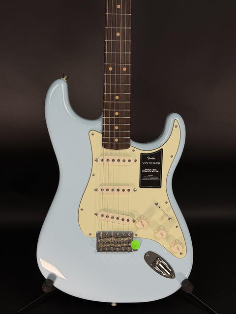 Fender Vintera III Early '60s Stratocaster - Sonic Blue -