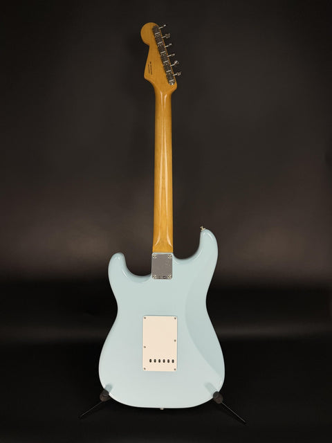 Fender Vintera III Early '60s Stratocaster - Sonic Blue -