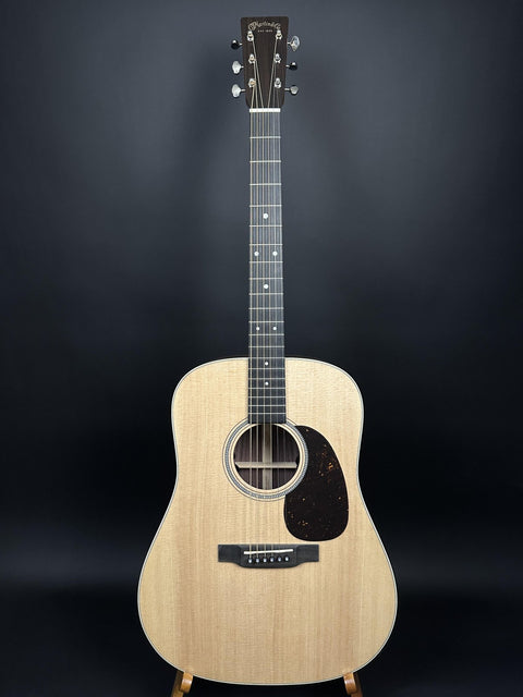 Martin D16E-01 Rosewood -