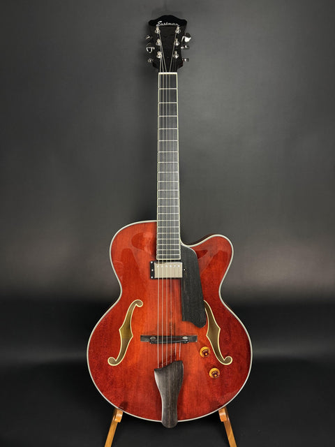 Eastman AR503CE Archtop Classic Finish -