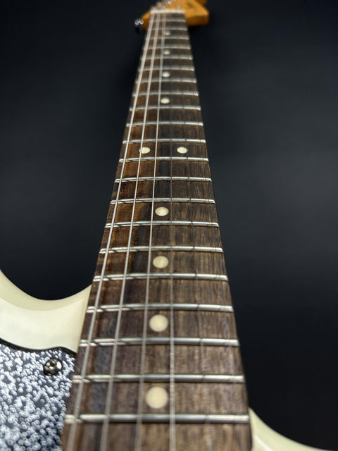 2023 Squier J Mascis Jazzmaster - Vintage White -