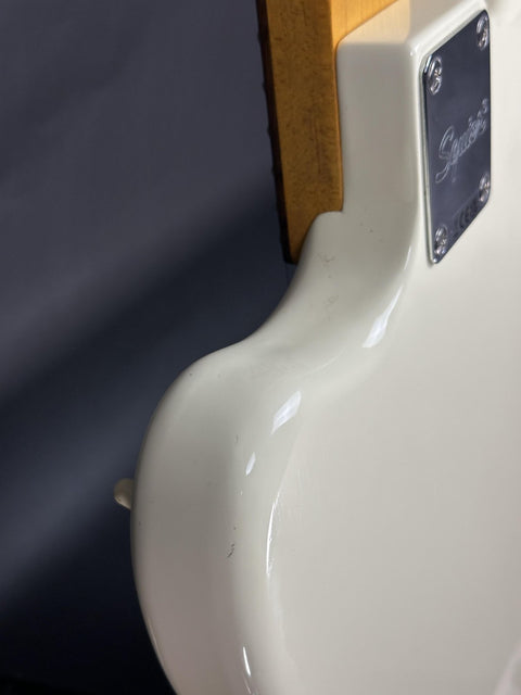 2023 Squier J Mascis Jazzmaster - Vintage White -