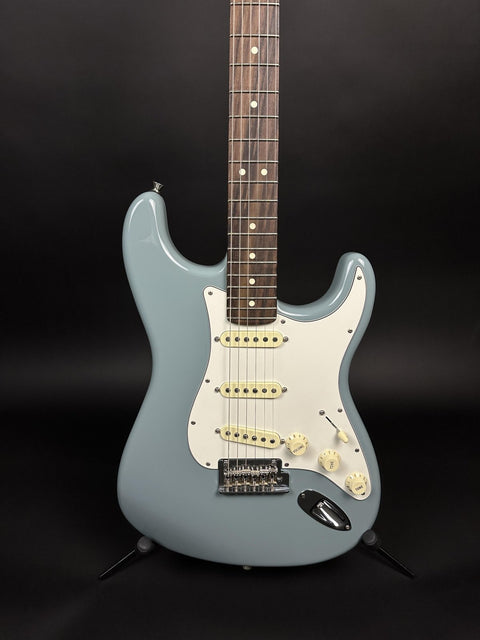 2019 Fender American Professional Stratocaster - Sonic Grey