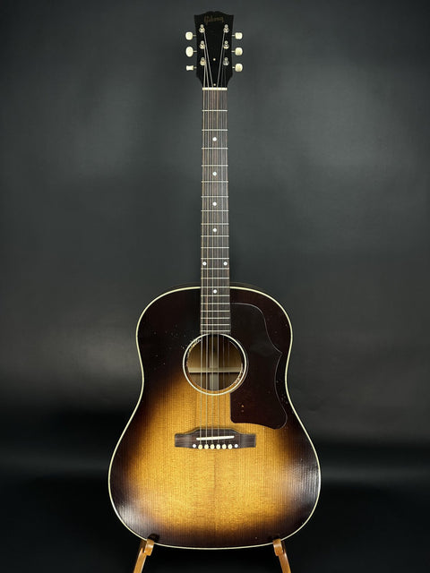 Gibson Custom Shop Murphy Lab 1955 J-45 Light Aged - Vintage Sunburst