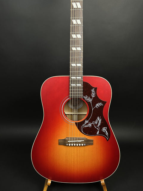 Gibson Hummingbird Special - Satin Vintage Cherry Sunburst -