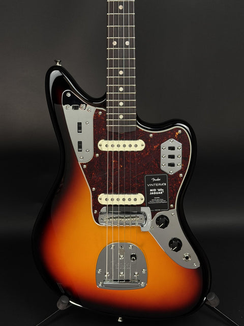 Fender Vintera III Mid '60s Jaguar - 3-Color Sunburst -