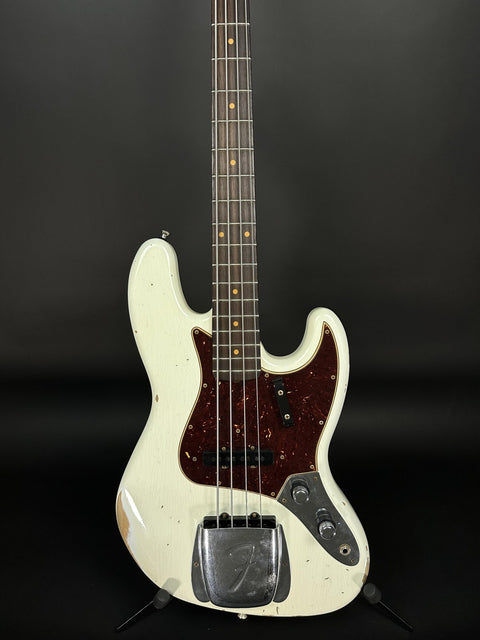 2021 Fender Custom Shop Limited Edition 1960 Jazz Bass Relic - Aged Olympic White -