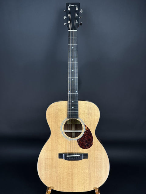 Eastman E1OM - Natural -