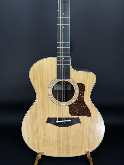 Taylor 214ce -