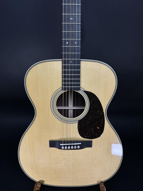 Martin 000-28 Acoustic Guitar