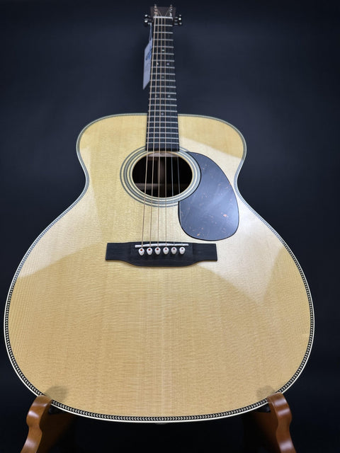 Martin 000-28 Acoustic Guitar