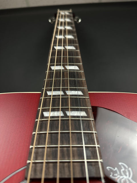 Gibson Hummingbird Special - Satin Vintage Cherry Sunburst