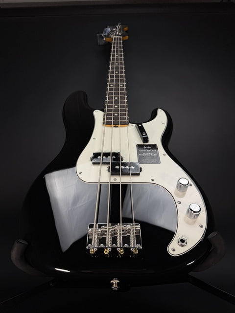 Fender Vintera III Late '60s Precision Bass - Black -