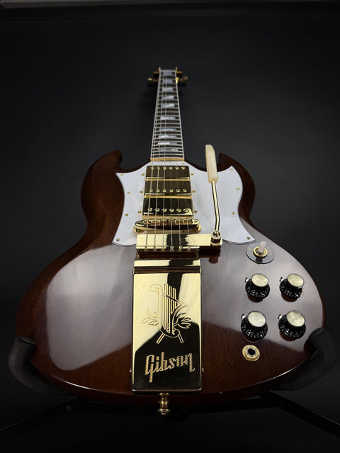 Gibson Custom M2M 1963 Les Paul SG Custom 3-PU Maestro VOS Gold Hardware - Walnut -
