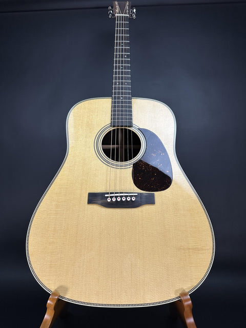 Martin HD-28 Natural