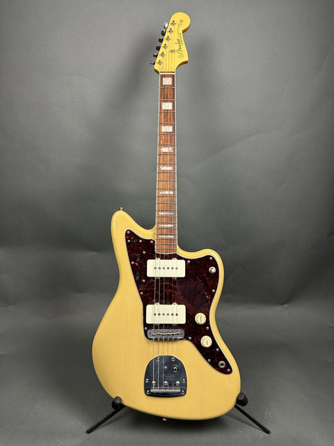 Fender 2018 Limited Edition 60th Annniversary Classic Jazzmaster - Vintage Blonde - 