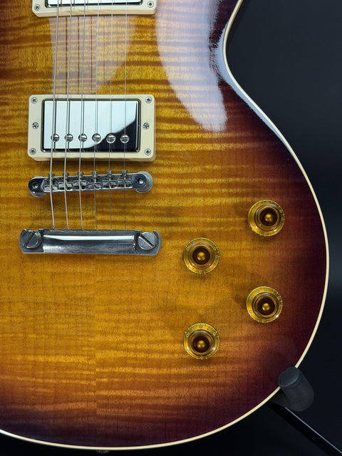 2011 Gibson Custom Guitar Center Exclusive Les Paul Custom Pro - Purple Edge Sunburst -