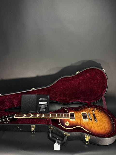 2011 Gibson Custom Guitar Center Exclusive Les Paul Custom Pro - Purple Edge Sunburst -