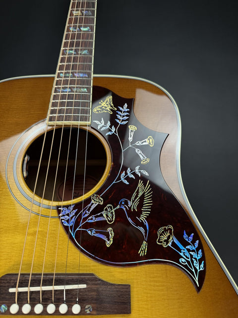 Gibson Custom Hummingbird Elegant Koa - Honey Burst