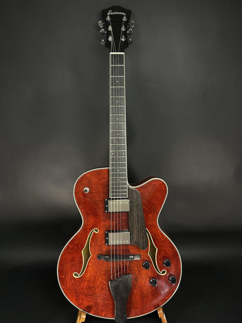 Eastman AR403CED Archtop Classic Finish -