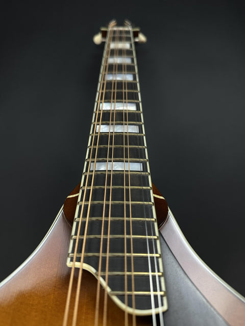 Eastman MDO605-GB Octave Mandolin - Goldburst -