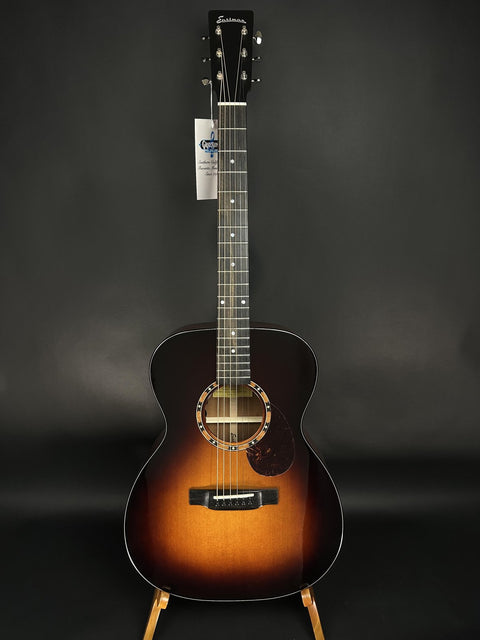 Eastman E2OM-DLX-SB -