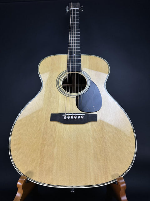 Martin OM-28ELRB -